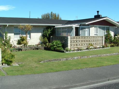 204 Sunnybank Crescent, Camberley