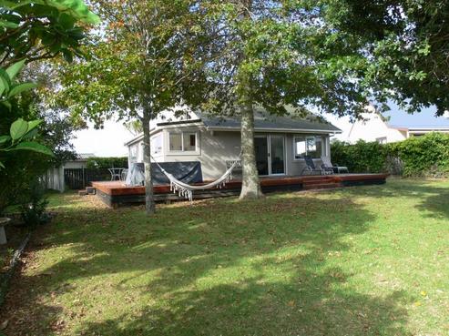 25 Given Grove, Pauanui