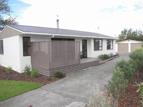 6 Royleen Street, Casebrook