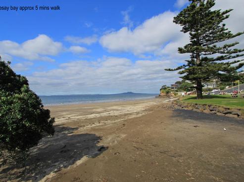 10 Rothesay Bay Road, Rothesay Bay
