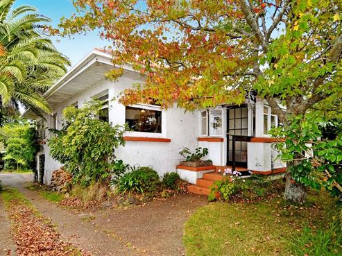 23 Old Lake Road, Narrow Neck