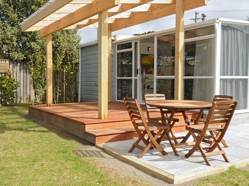 84 Marine Parade, Otaki Beach
