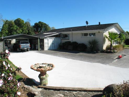 123 Colombo Road, Waiuku