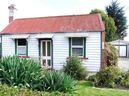 216 Union Street, Milton