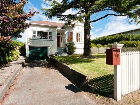 16 Western Springs Road, Morningside