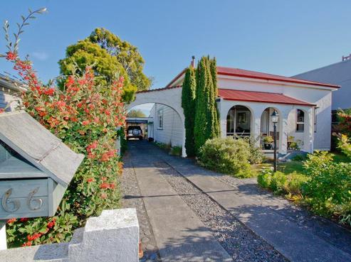 66 Charles Street, Westshore