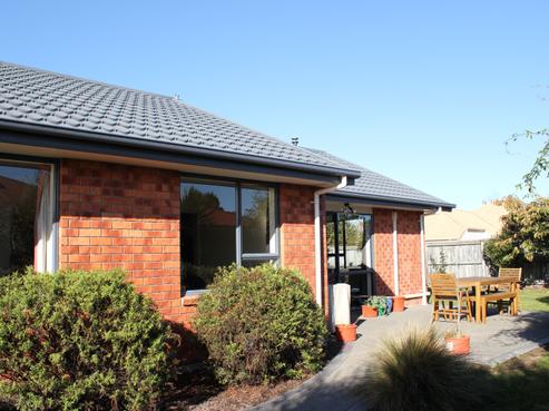 1A Davenant Common, Rolleston