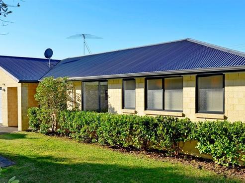 24 Rivervale Grove, Stanmore Bay