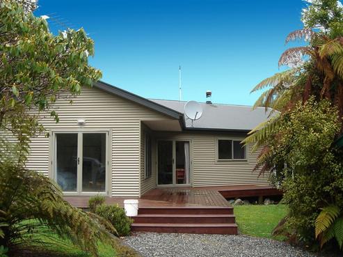 8 Stuart Street, Kokatahi