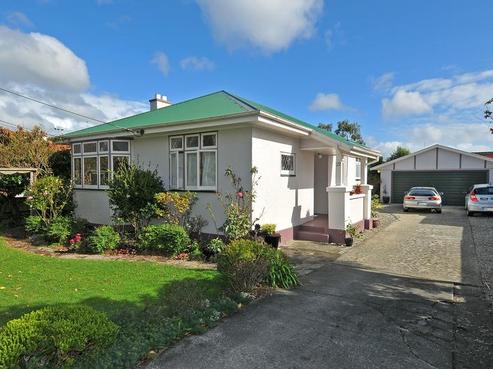 27 Logan Street, Ebdentown