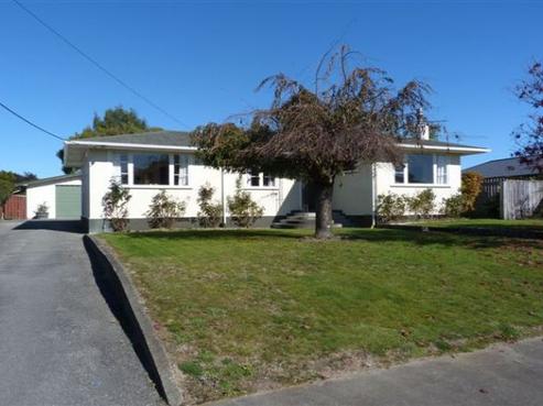 15 Betts Avenue, Solway