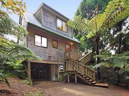 2 Rimu Road, Oratia