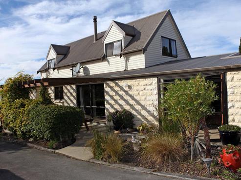 73 Walton Park Avenue, Fairfield
