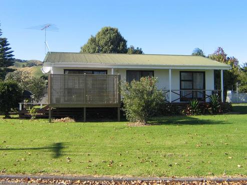 18 Ferndale Drive, Kawakawa Bay