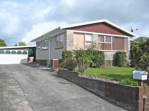 13 Kowhai Street, Inglewood