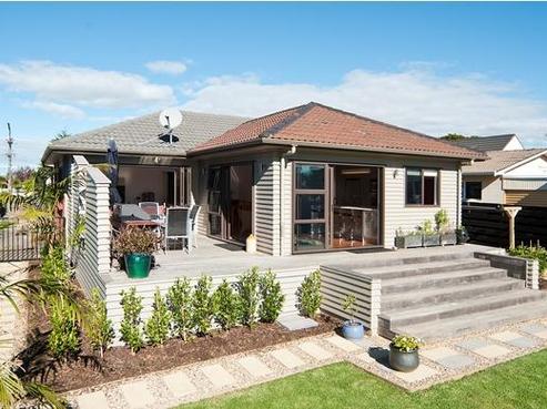 2/135 Shakespeare Road, Milford