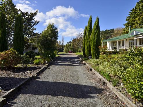 63 Barrett Road, Riverhead