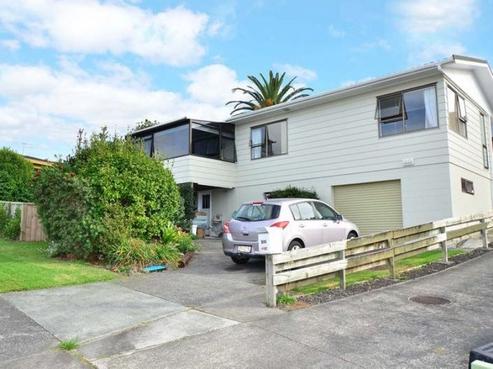 1/69 Polkinghorne Drive, Manly