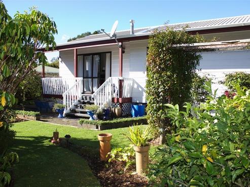 6 Hickford Place, Okato