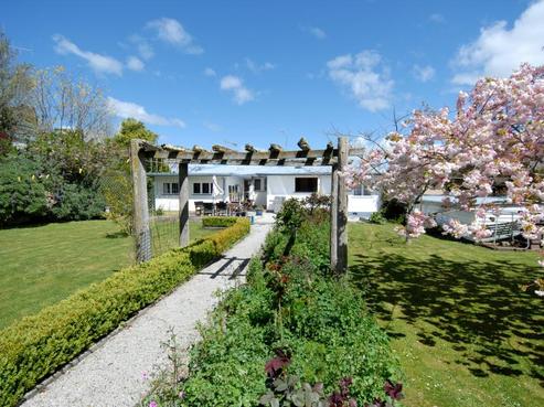 14 Tamumu Road, Waipawa