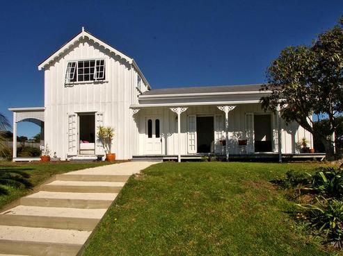 7 Kapu Grove, Whalers Gate
