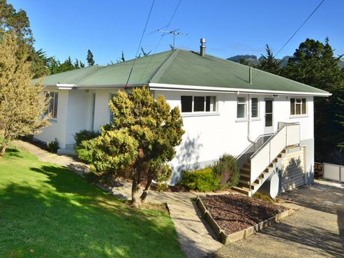 20 District Road, Roseneath