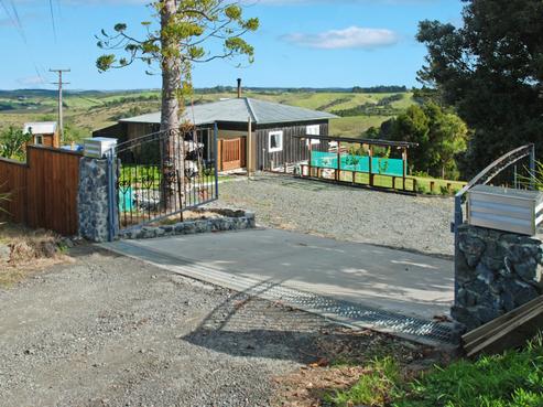 100 Tender Road, Dairy Flat