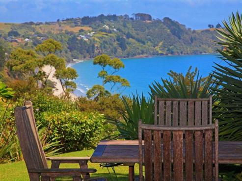 16 Garratt Road, Waiheke Island