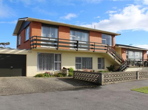 7 De Carle Street, Saint Kilda
