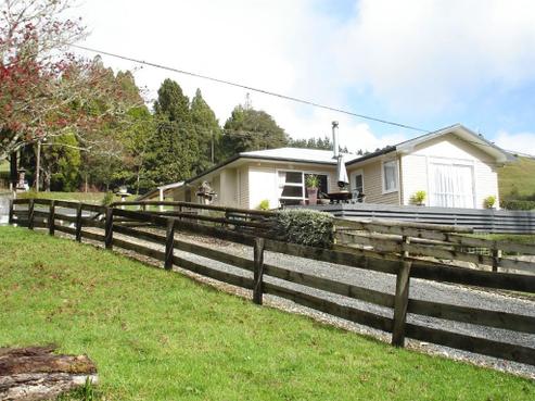 1365 Mangaotaki Road, Piopio