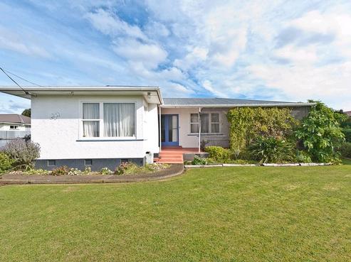 15 Surrey Road, Springvale