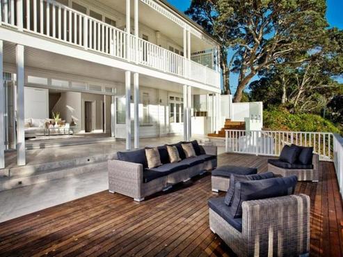 18 Queen Street, Northcote Point