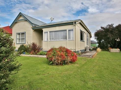 710 Avenue Road West, Saint Leonards