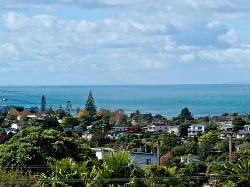3 Hauraki Crescent, Pinehill