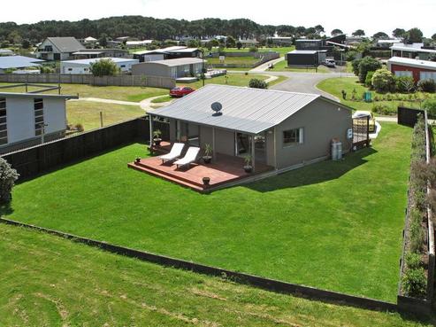 111 The Tee, Matarangi