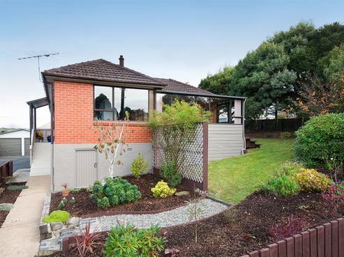 108 Riselaw Road, Calton Hill