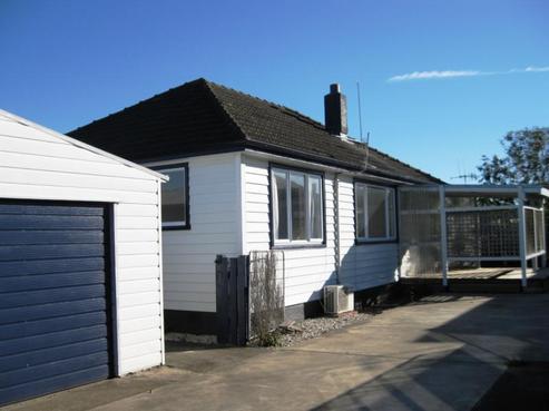 19 Russell Street, Foxton