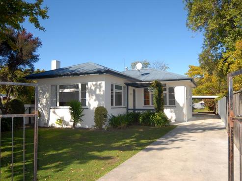 501 Park Road North, Parkvale