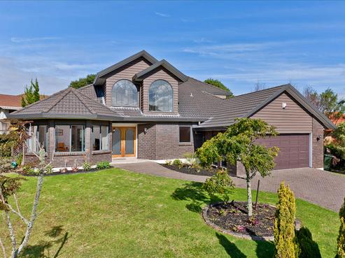 6 Meadowland Drive, Somerville