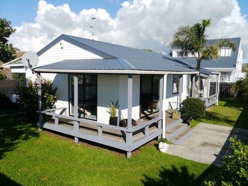 642B Papamoa Beach Road, Papamoa