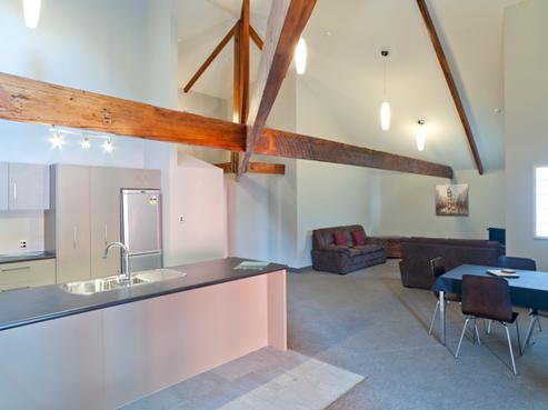 9/2 Manor Place, Dunedin Central