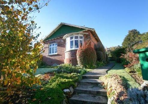 234 North Road, North East Valley