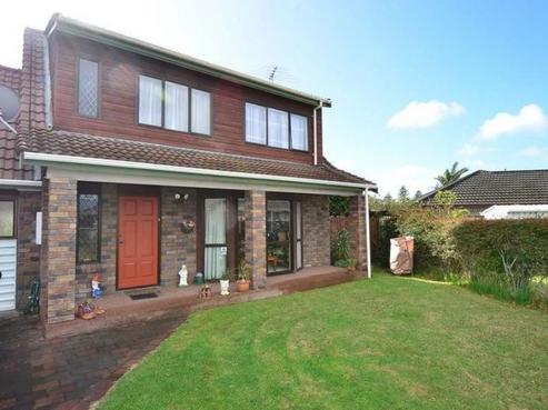 7B Ross Crescent, Orewa