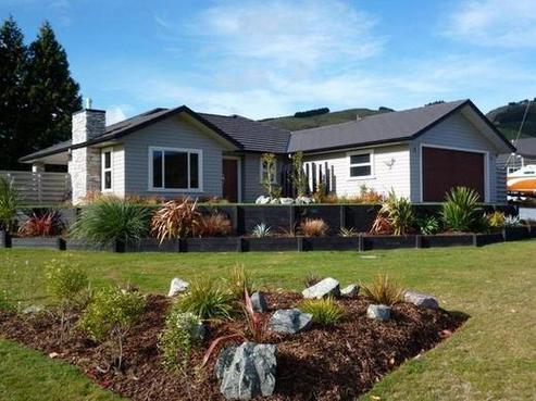 13 Bodes Lane, Kinloch