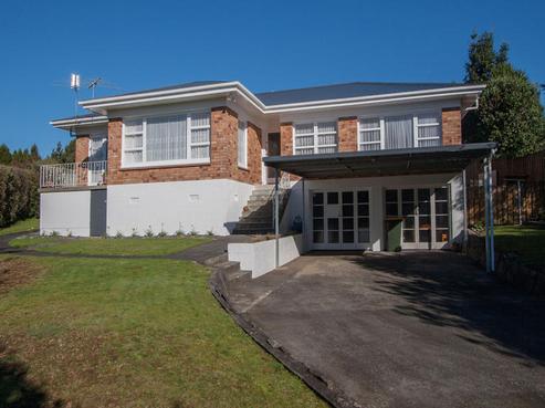 16 Laurelwood Avenue, Pukekohe