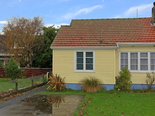 132 Epuni Street, Epuni