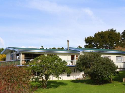 16 Robertson Road, Wellsford