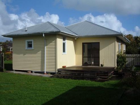 8 Calgher Avenue, Waitara