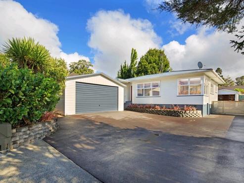 61 Stottholm Road, Titirangi