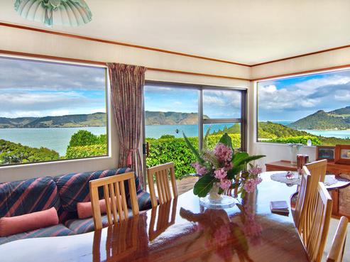 1074 Huia Road, Huia